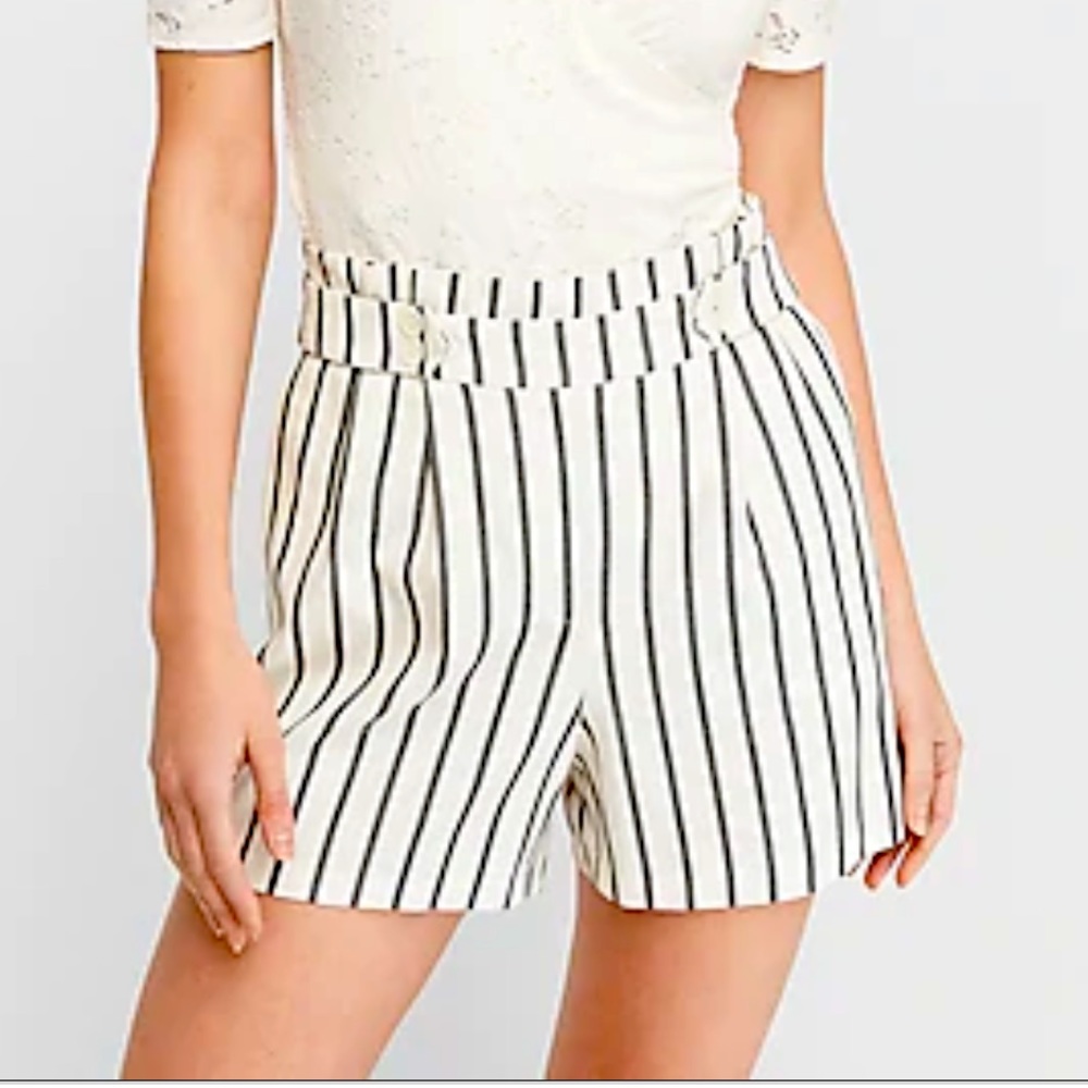 NWT Express super high-waisted striped shorts